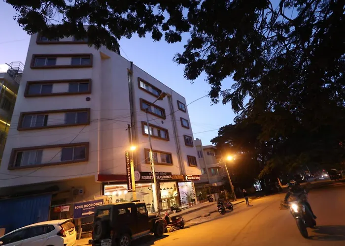 Royalwood Deluxe Hostel Bangalore